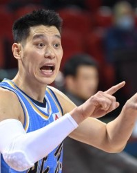 足球直播-林书豪低迷的背后：新冠影响备战 膝伤影响不可逆