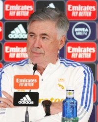 实时比分-安切洛蒂：首发已定9席 哈维的巴萨有光明的未来